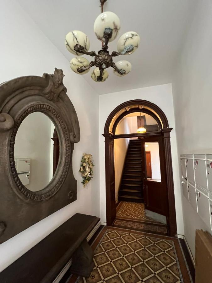 Retro Appartement Im Herzen Von Koeln Deutz Zewnętrze zdjęcie